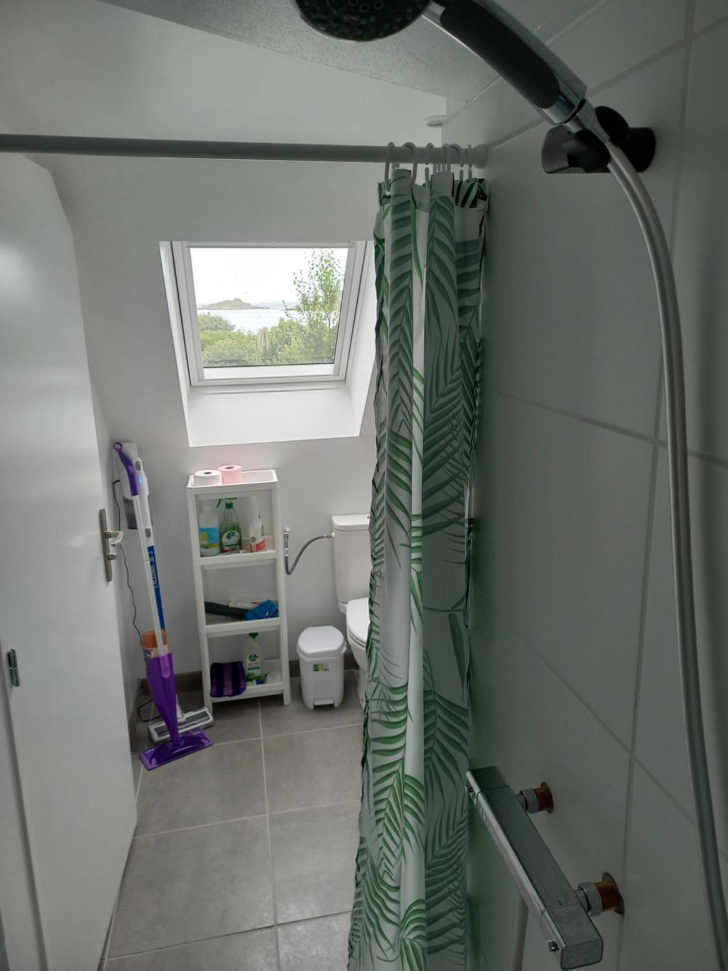 פלוגרנו Gite & Studio De L'Holothurie חדר תמונה